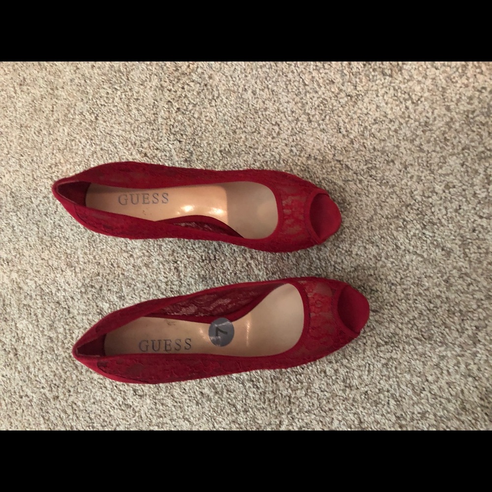 Red lace Guess peep toe heels Size 7 M